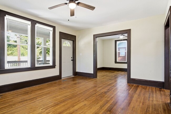 Photo - 221 S Washington Ave