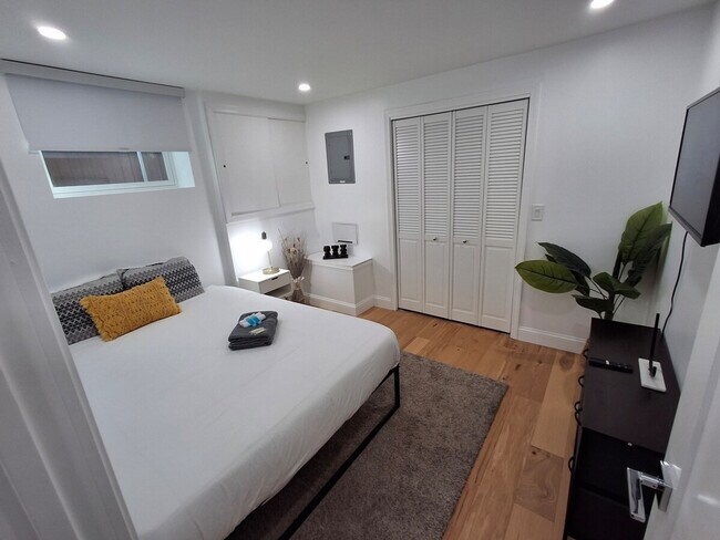 Photo - 17 Mt Pleasant Ave Unidad ID1373659P