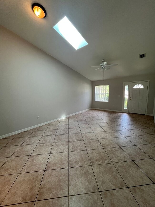 Photo - 133 Plainview Dr