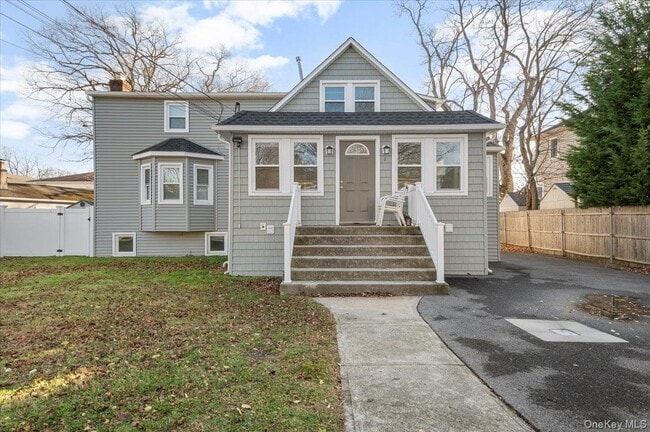 Photo - 8 Garfield Ave Unit 1