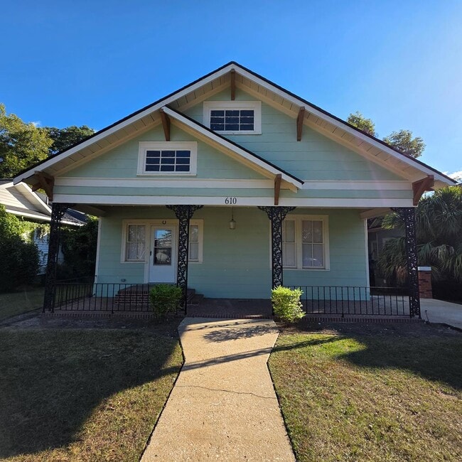 Building Photo - 610 W 2nd Ave