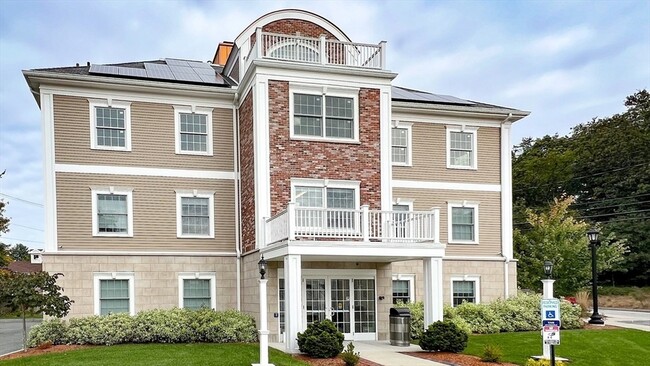 Photo - 131 Cambridge St Unit A