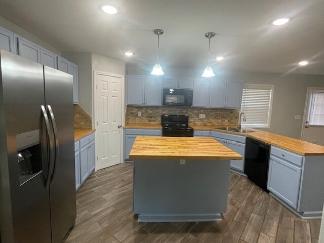 Photo - 2809 S 59th St