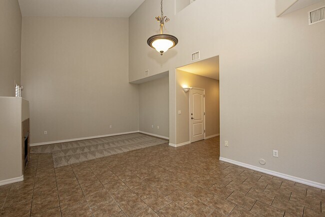 Photo - 1102 W Glendale Ave