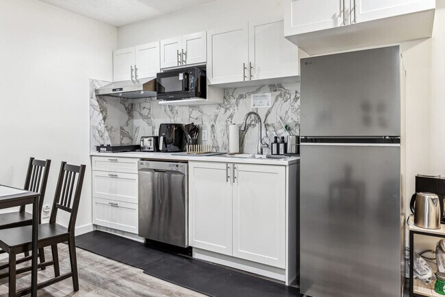 Photo - 31 Cranfield Manor SE Unit ID1269721P