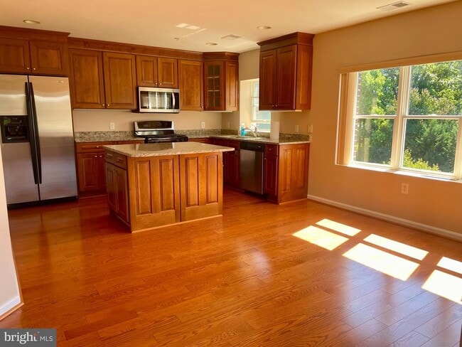 Photo - 12251 Roundwood Rd Unit 608