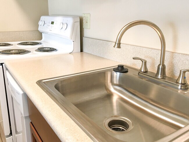 Kitchen Counter - One Bedroom - Beaver Creek