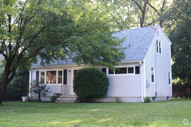 Building Photo - 102 Federal St Rental