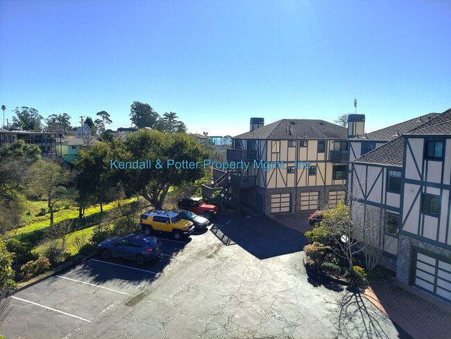 Quiet and Private Near Seabright Beach 2BR... - Quiet and Private Near Seabright Beach 2BR... Townhome