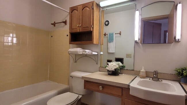 Photo - 922 High St Unidad 1