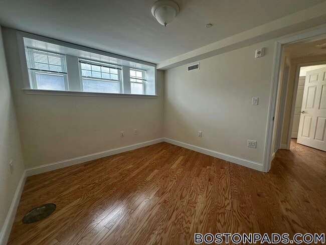 Photo - 1 Langdon St Unidad 6