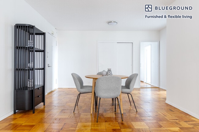 Photo - 230 W 55th St Unidad FL19-ID507