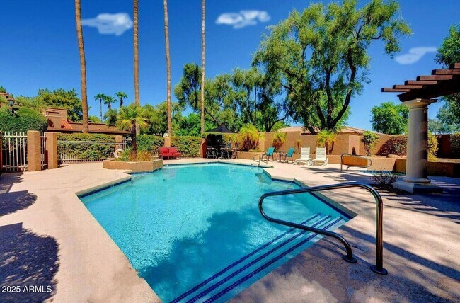 Photo - 6945 E Cochise Rd