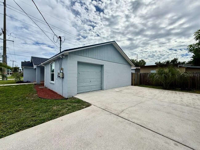 Photo - 4101 W Nassau St