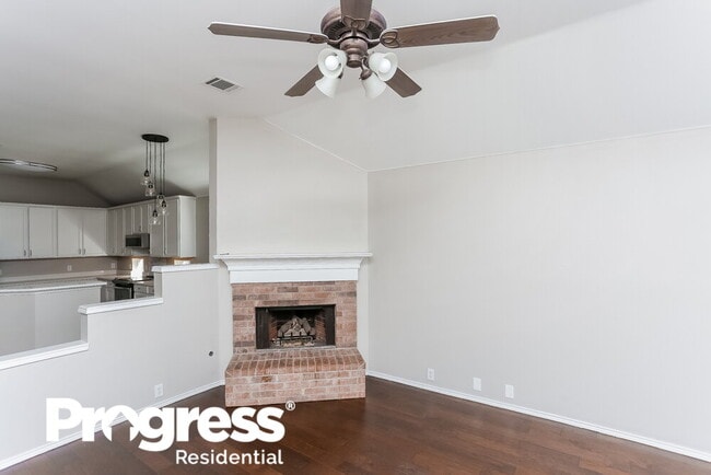 Photo - 10201 Jessica St