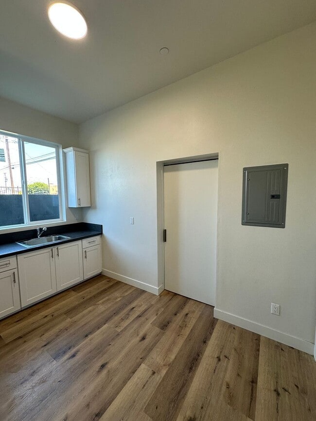 Photo - 10914 Main St Unit 104