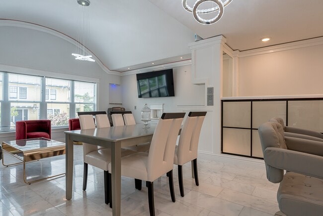 Photo - 1801 Rosenberg St