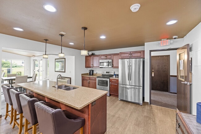 Arbor Lakes Community Room