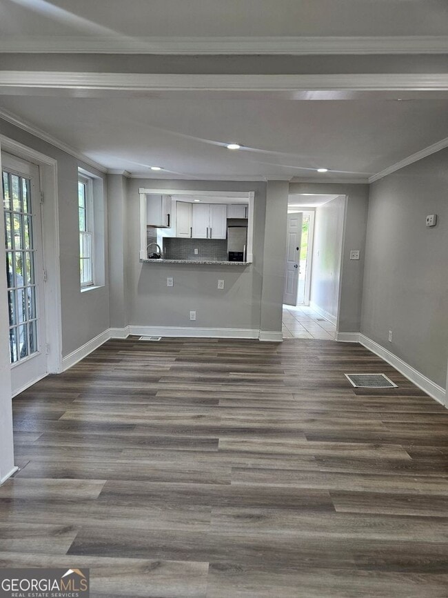 Photo - Beautiful Bungalow