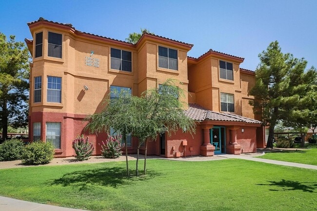 Building Photo - 14950 W Mountain View Blvd Unit 7107 Rental