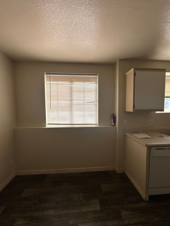 Photo - 1332 N 625 W Unidad 4