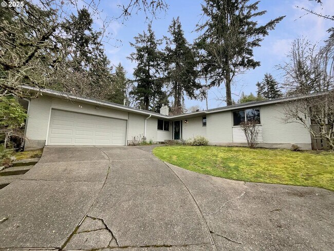 Photo - 1690 SW Woodland Terrace