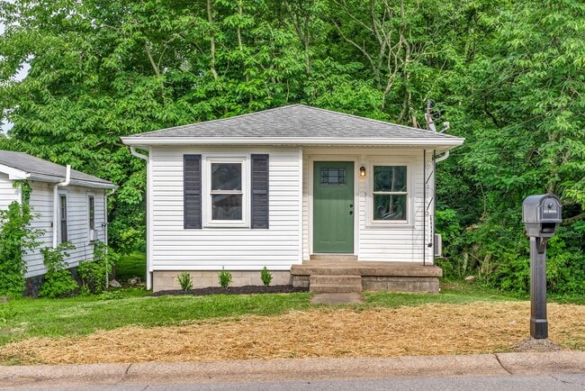 Building Photo - 515 9th St Rental