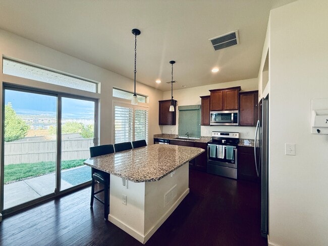 2893 Merry Rest Way