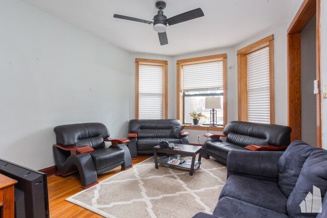 Photo - 1538 W Wrightwood Ave Unit 2