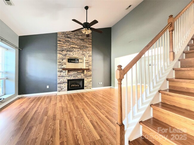 Photo - 3108 Leicester Dr