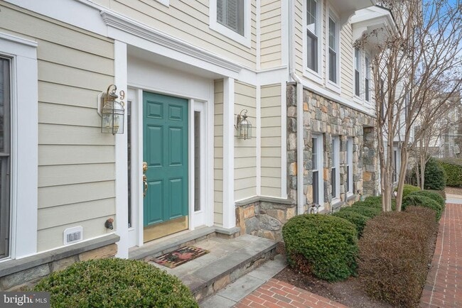 Photo - 92 Washington St