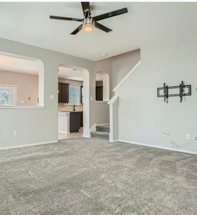 Photo - 19219 Zachary Taylor St