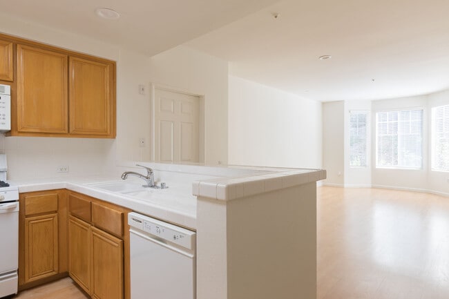 Photo - 240 Caldecott Ln Unit 108