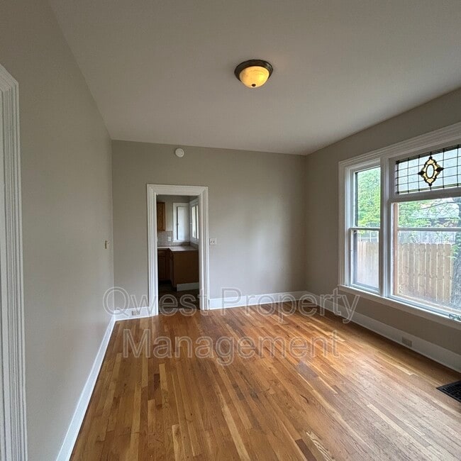 Photo - 221 Hollister Ave SE Unidad #1