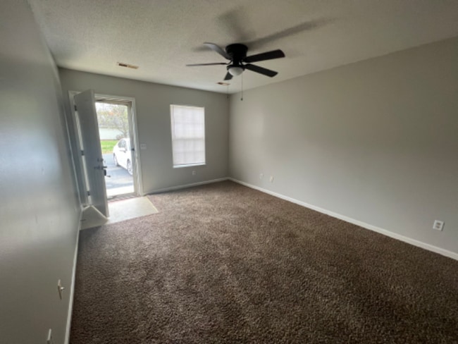 Photo - 317 Caswell St Unit 1