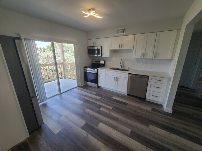7196 68th Ct N Unit B