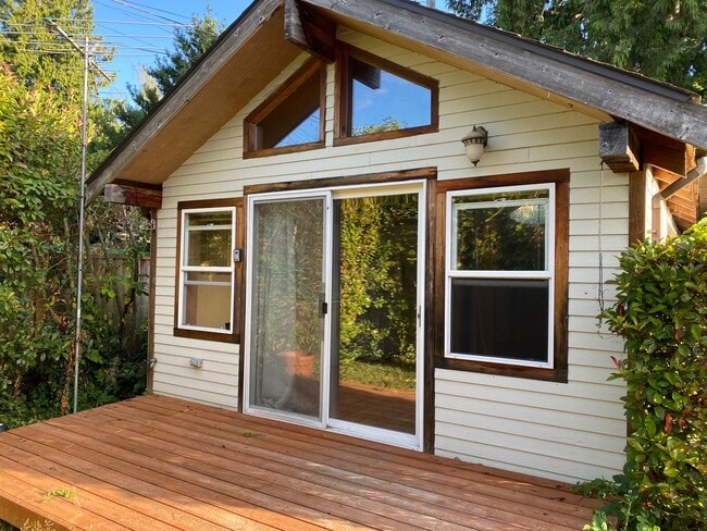 Photo - 4915 Lake Washington Blvd S Unit B