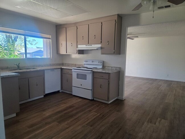 Photo - 1744 Del Rey St