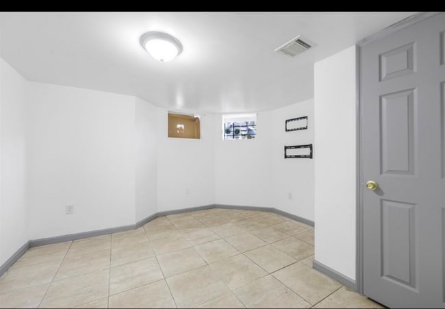 Photo - 904 S 18th St Unidad B