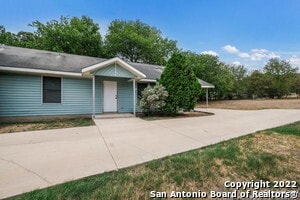 Photo - 2244 Eastman Ave