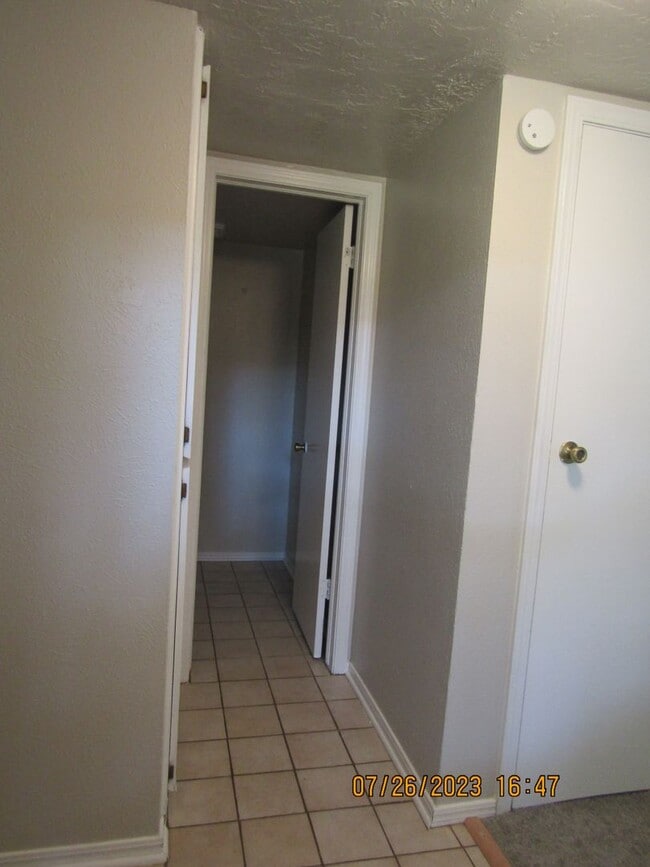 Photo - Very nice townhome located in the Heritage Park Area!