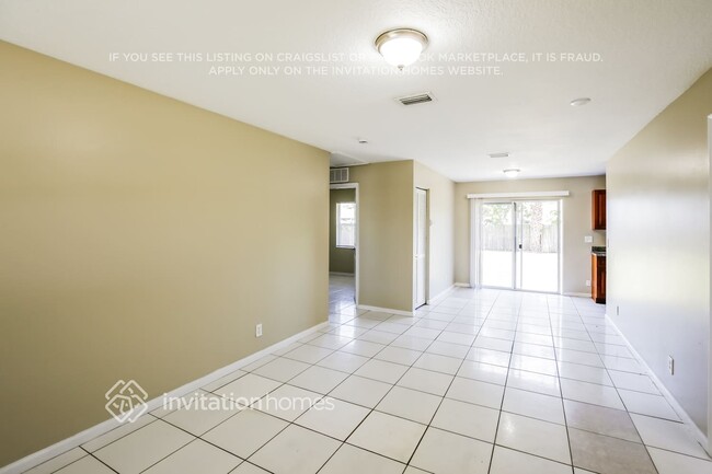 Photo - 1672 W Breezy Ln