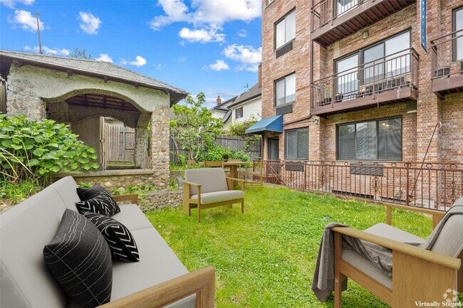 Building Photo - 17524 89th Ave Unit A Rental