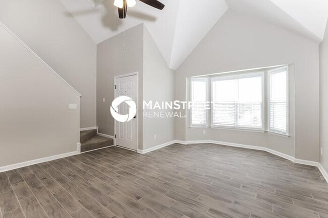 Photo - 4 Bedroom Pet-Friendly Home in RALEIGH, NC with Main Street Renewal