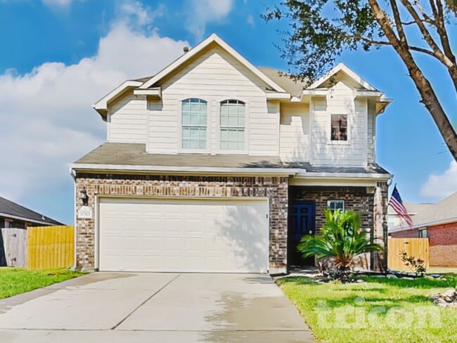 Building Photo - 5703 Straight Way