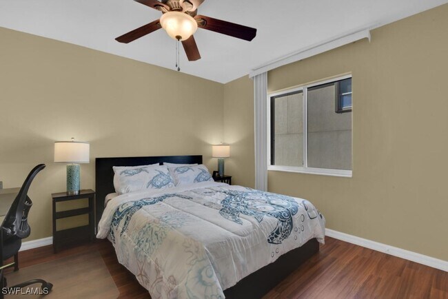 Photo - 2217 SW 4th Ave