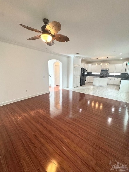 872 Solimar Way