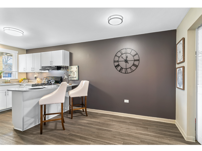 Área de comedor | Apartments en alquiler ganar Mt. Prospect, IL, | The Eclipse en 1450
