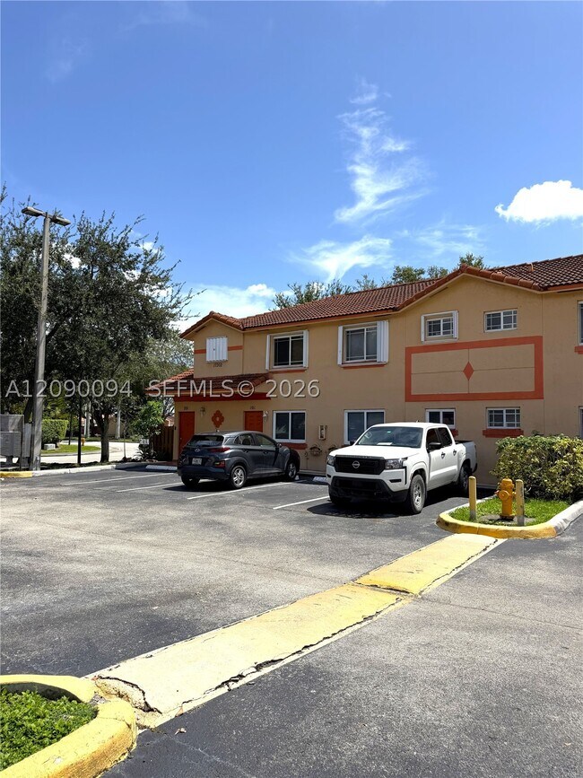Photo - 17302 NW 74th Ave Unit 101