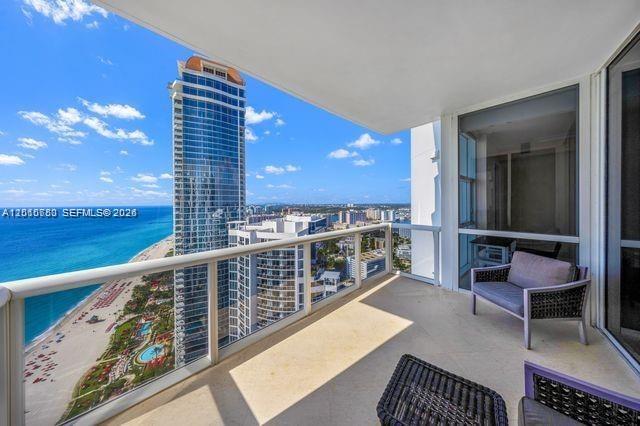 Photo - 18101 Collins Ave Unit 4702